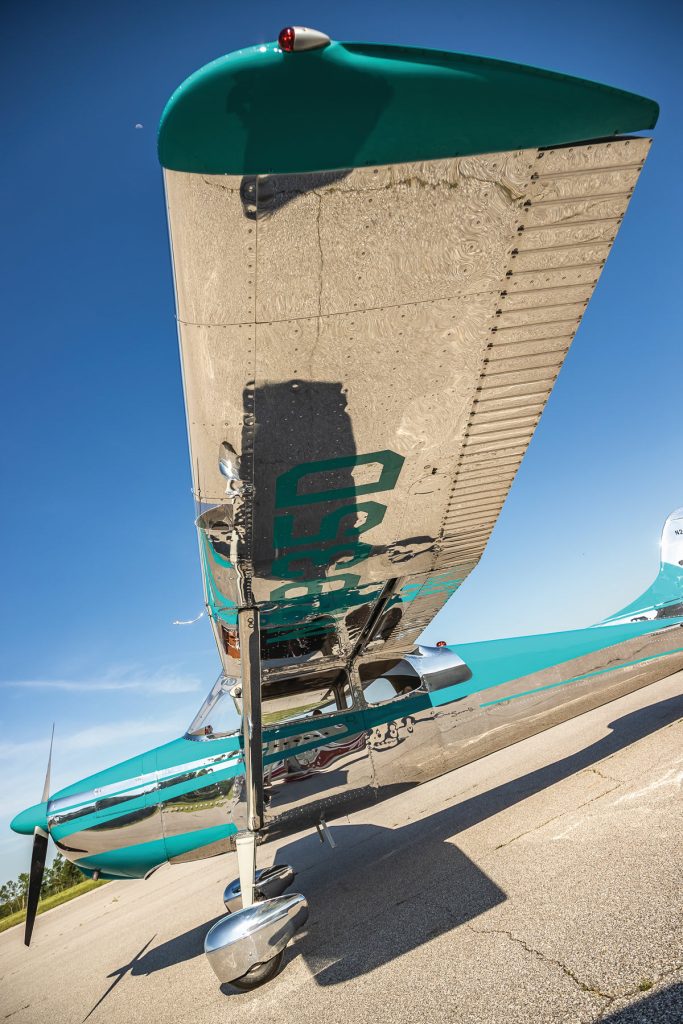 Cessna 170B wing view