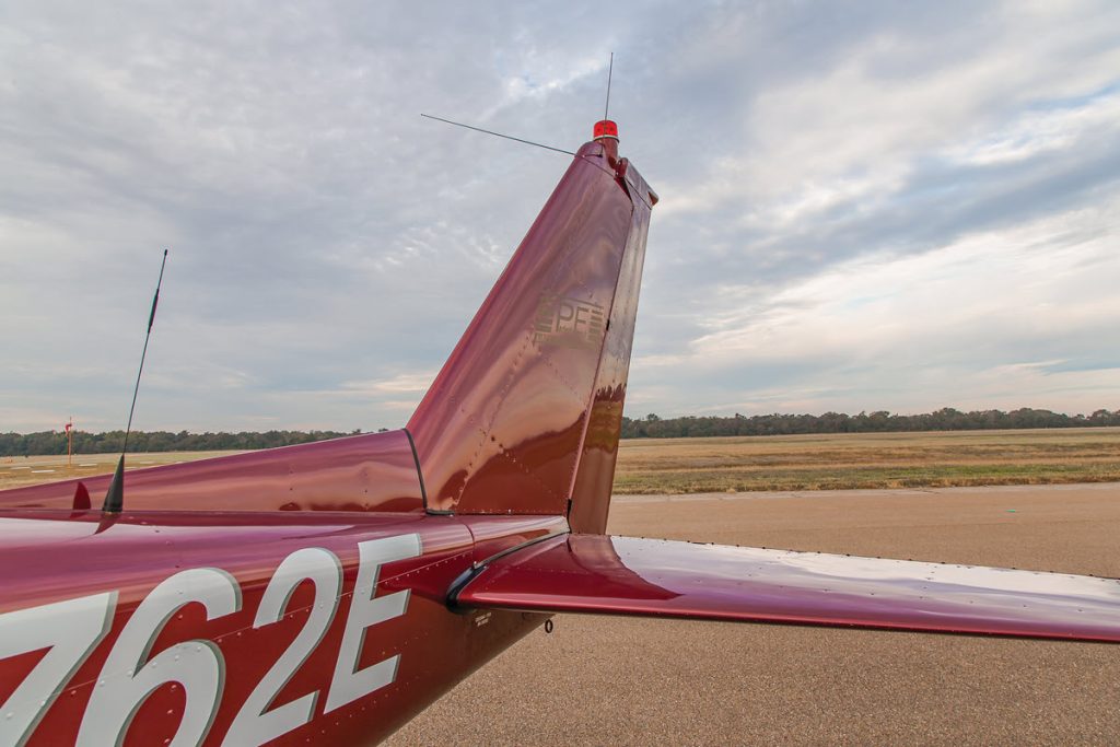 cessna skylark tail